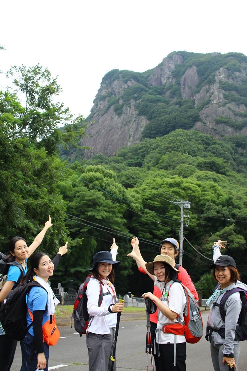 静岡県 三島 ホテルジーハイブ トレッキングツアー 城山トレッキングに参加して アウトドア体験 ブログ 僕らが旅に出る理由